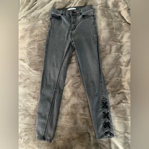 Grey washed Capri Jeans